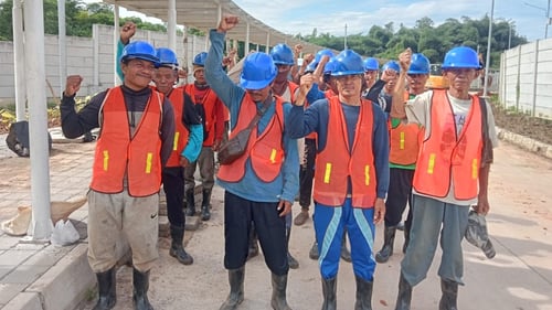 Team Boringan.F_i9VM_J